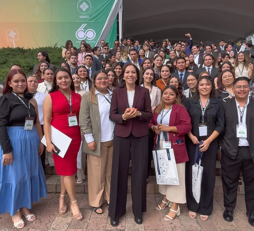 Reconocen a 90 estudiantes de Michoacán con Premio Ceneval a la Excelencia