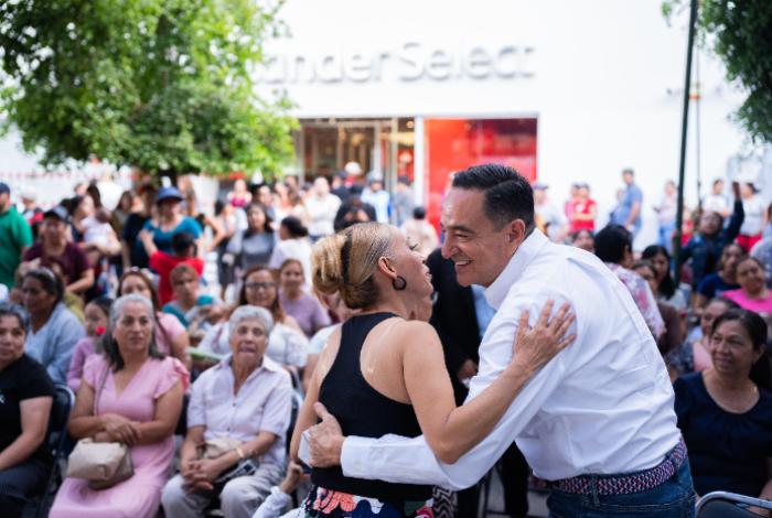  Reconocen a Carlos Soto por impulsar grandes eventos en Zamora