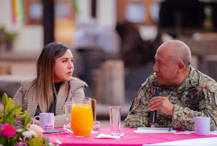 Refuerza Dayana Pérez Mendoza operativo de seguridad para Semana Santa en Salvador Escalante