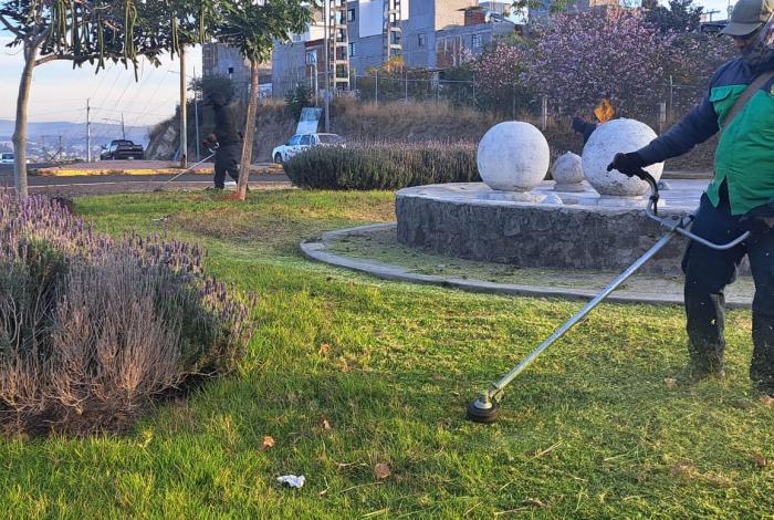 Refuerza Secretaría de Servicios Públicos el cuidado y embellecimiento de espacios públicos de Morelia
