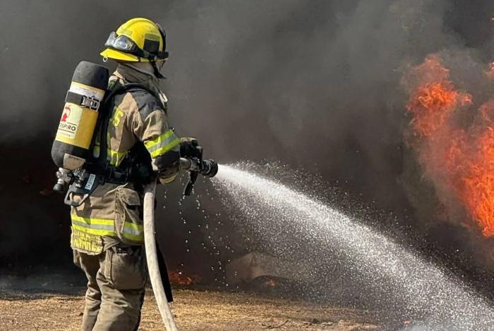 Renovarán 52 uniformes de bomberos de Morelia tras 9 años; inversión prevista es de 1 mdp