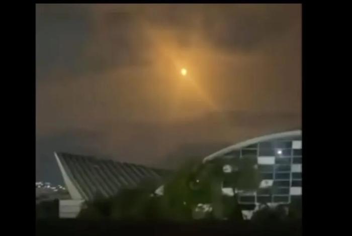 Reportan avistamiento de meteorito en 13 municipios de Nuevo León