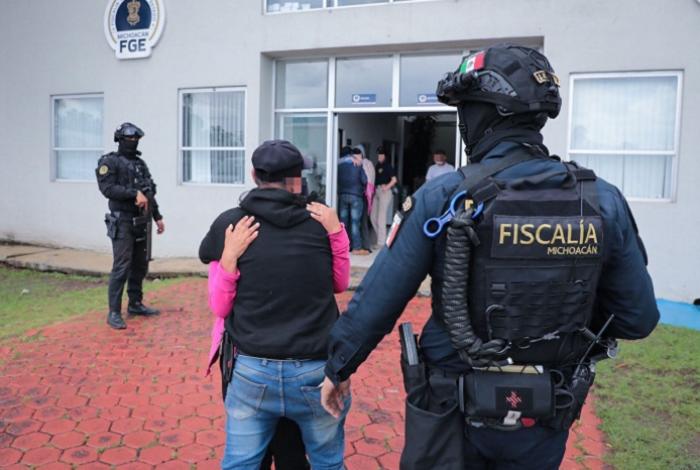 Rescatan con vida a dos personas secuestradas en Pátzcuaro; no se pagó rescate