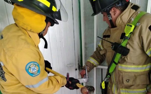 Rescataron a hombre que sufrió una caída en su domicilio