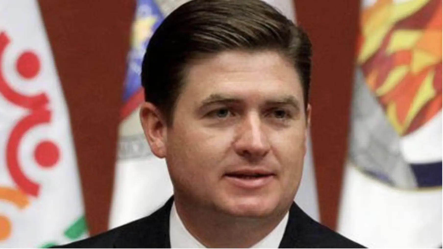 Retienen brevemente a Rodrigo Medina en puente fronterizo de Texas