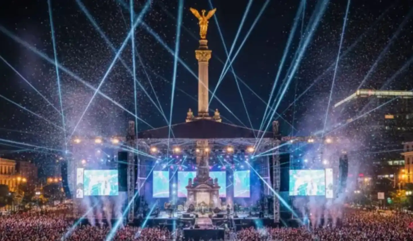 Reúnen 250 mil personas en evento de música electrónica de fin de año en Paseo de la Reforma