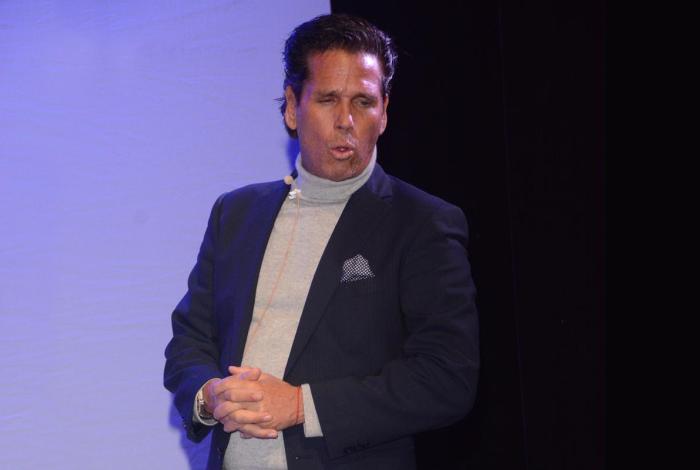 Roberto Palazuelos revela que Leonardo García está en rehabilitación y habla de herencia de Andrés García