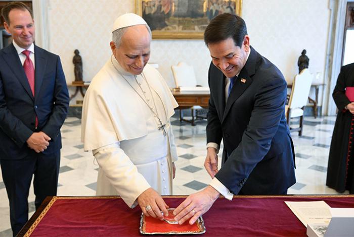 Rubio manifiesta ante León XIV su “compromiso” por la paz y buena relación con el Vaticano