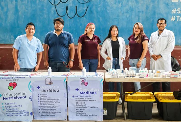 Ruta por la Salud y asesoría jurídica llegan a La Mira, en Lázaro Cárdenas