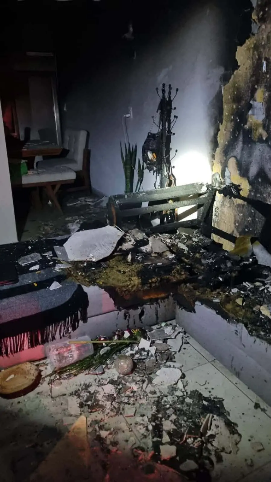 Se quema casa en Praderas de La Huerta, Morelia