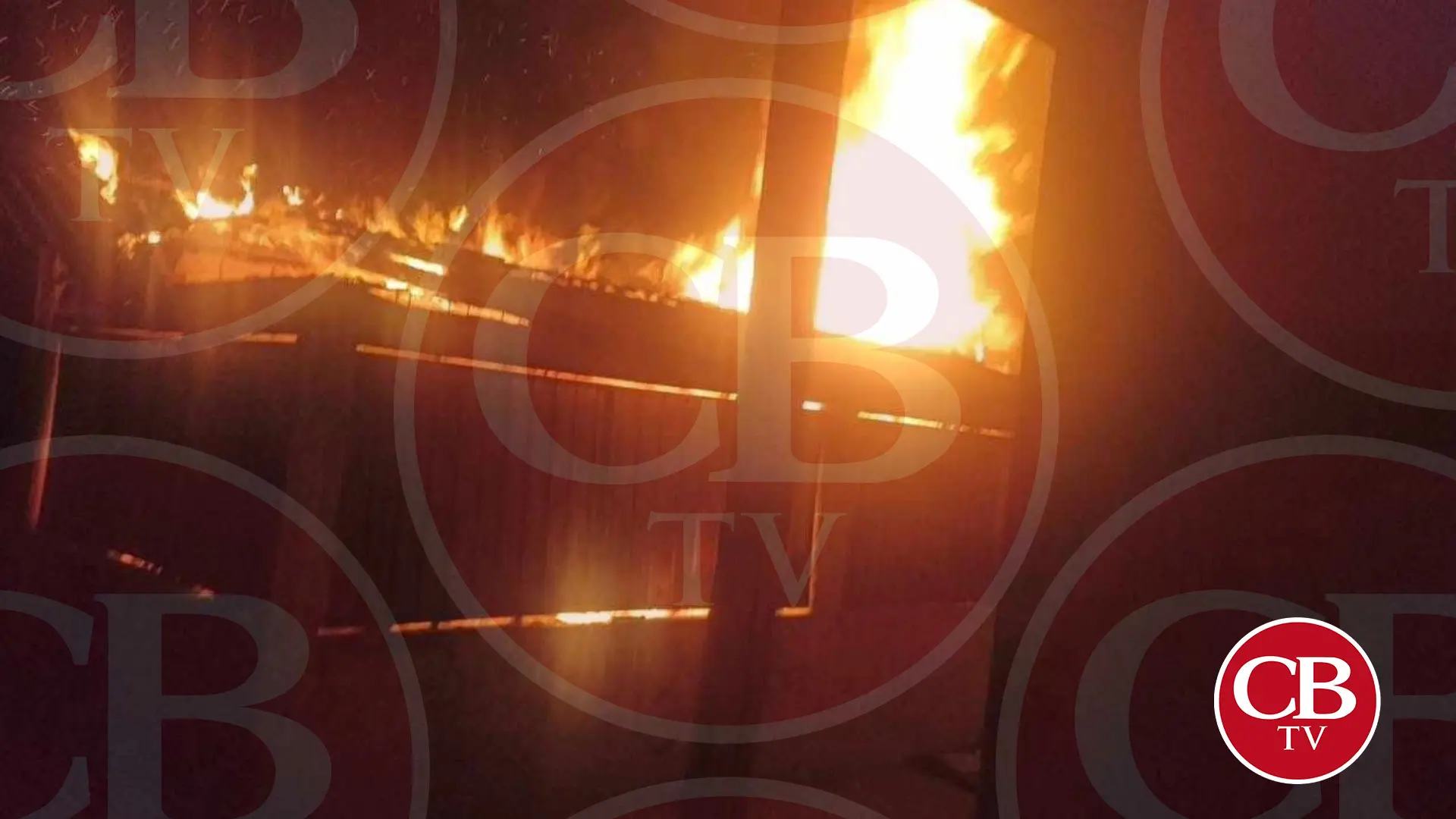 Se quema local en el mercado de Zitácuaro