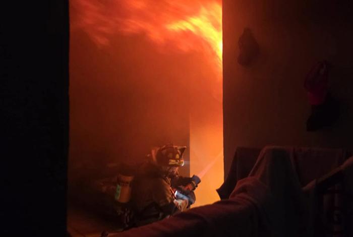 Se registra incendio en un domicilio de la colonia La Joya, en Morelia