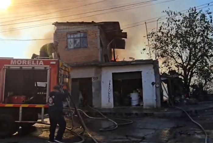 Se registra incendio en vivienda de la colonia La Esperanza, en Morelia
