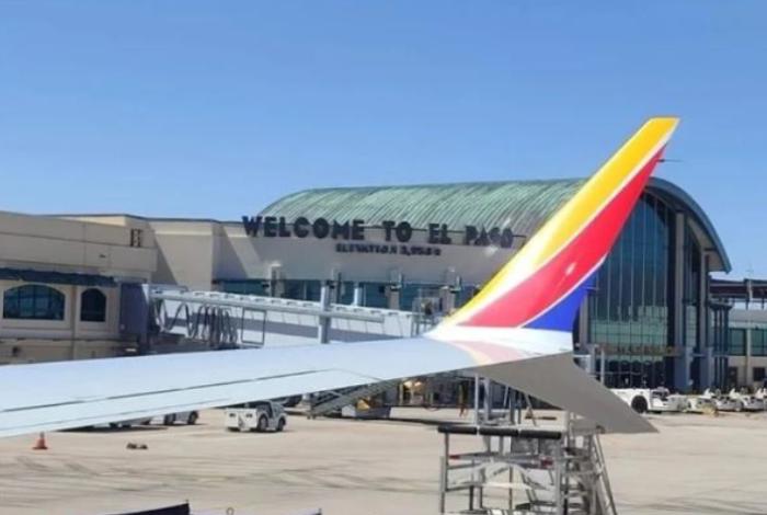 Secretaría de Transporte de EUA asegura que drones del narco provocaron cierre en Aeropuerto de El Paso