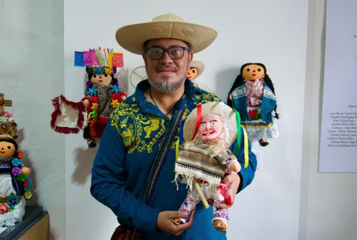 Secum inaugura muestra de muñecas Lelé