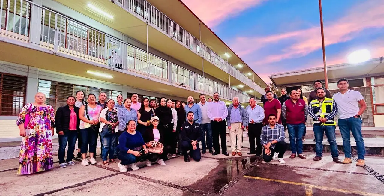 Secundaria Técnica 3 es segura; obras del teleférico continúan