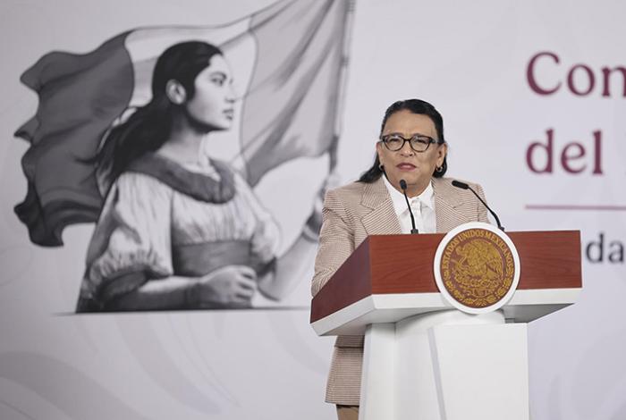 Segob llama a la CNTE al diálogo tras choques en el Zócalo