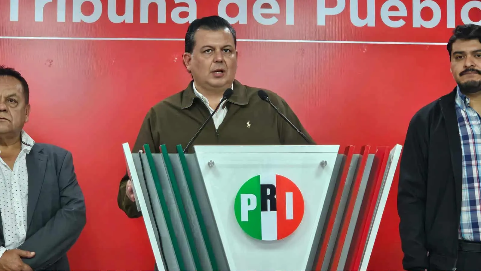 Señala Memo Valencia que la muerte de Carlos Manzo es consecuencia de la impunidad que hay en Michoacán