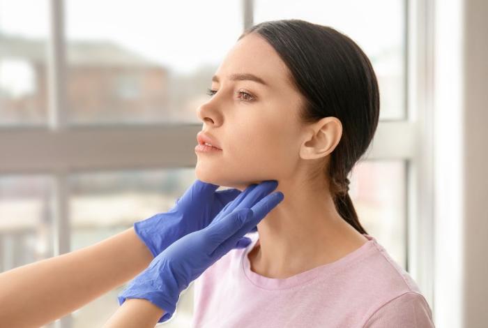 Señales que te da tu tiroides y que no puedes ignorar