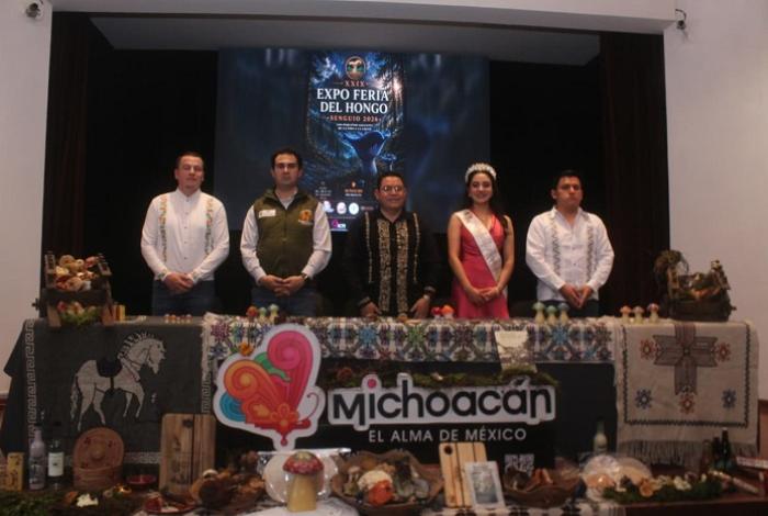 Senguio celebra la riqueza de sus bosques con la Expo Feria del Hongo 2026