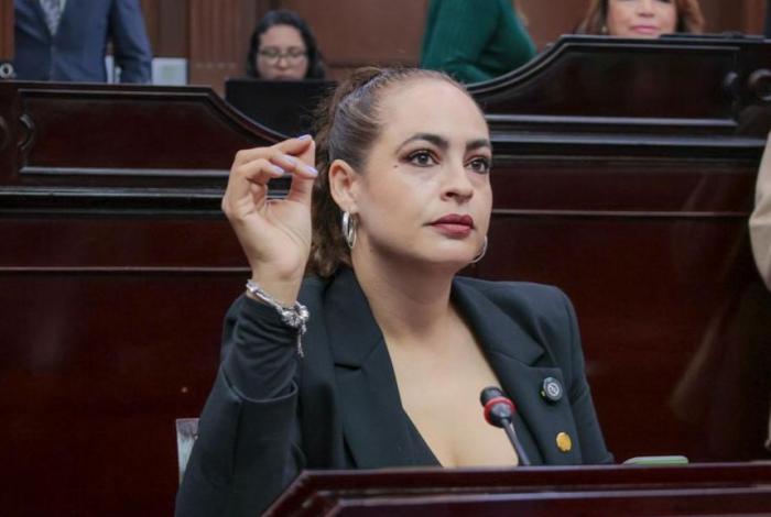 Sería un honor contender por Morelia: Sandra Arreola