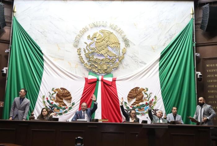 Servicio Social podrá acreditar experiencia laboral en estudiantes de Michoacán: Congreso