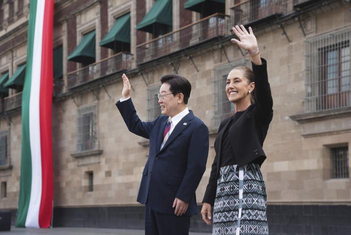 Sheinbaum confirma regreso de BTS a México en 2027 tras visita de presidente surcoreano