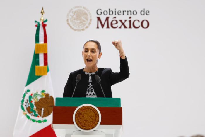 Sheinbaum defiende logros en seguridad y economía y promete "no traicionar" a México