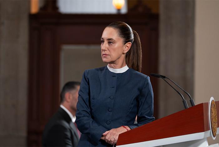 Sheinbaum reitera que no habrá impunidad en el homicidio de Carlos Manzo; rechaza guerra contra el narco