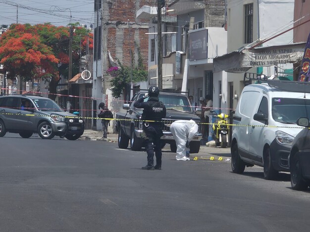 Sicarios en moto atacan, ahora, en negocio de Prados Verdes