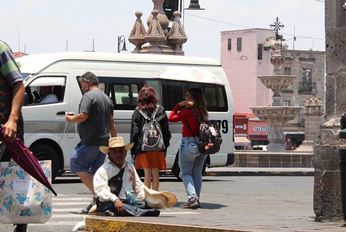 Siete de cada diez pobres de origen no superan su condición en México, revela informe