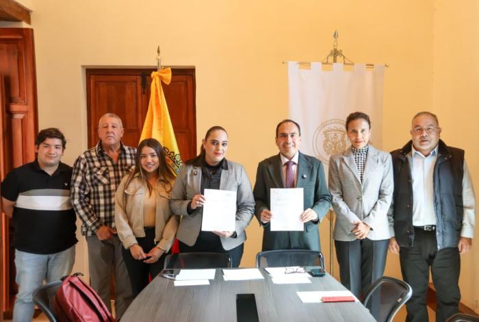 Signa Consejo Ciudadano de Morelia convenio por la salud mental