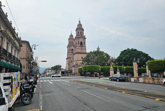 Siguen los amaneceres helados en Michoacán
