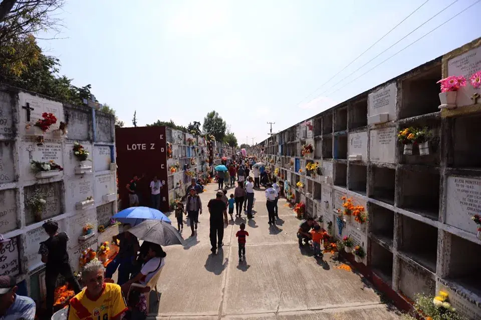 Sin descanso en paz; muertos también enfrentan burocracia