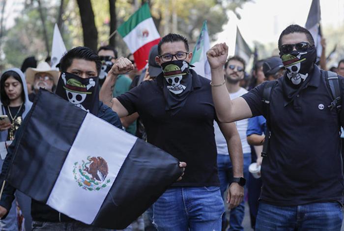 Sin incidentes y con escasa afluencia, marcha de la Generación Z en la CdMx