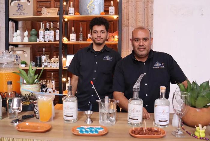 ¿Sin planes para este fin? Cocineras tradicionales y mezcaleros te esperan en Morelia en Boca
