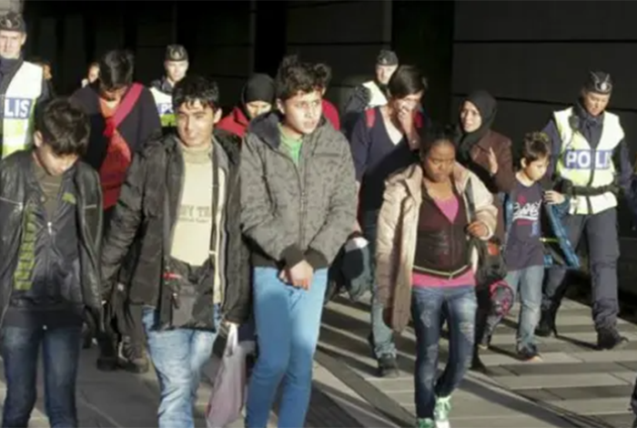 Suecia baja a 13 años la edad de responsabilidad penal; busca frenar reclutamiento de menores por redes criminales