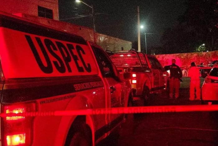 Sujetos armados asesinan a un hombre al interior de su vehículo en Indaparapeo