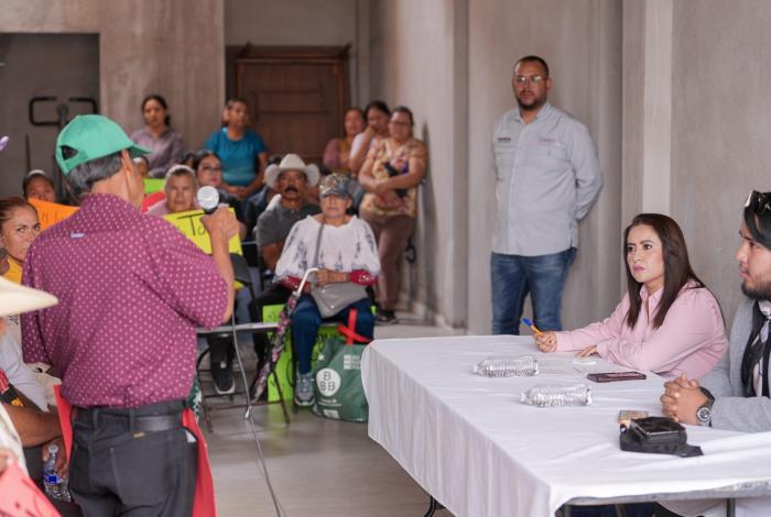 Suma Gladyz Butanda propuestas del sector campesino para la transformación de Copándaro