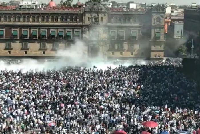 Suman 14 policías hospitalizados tras marcha de la ‘Generación Z’ en Ciudad de México