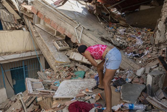 Suman 4 mil 490 fallecidos tras terremotos en Venezuela; estiman necesidad de 25 mil viviendas