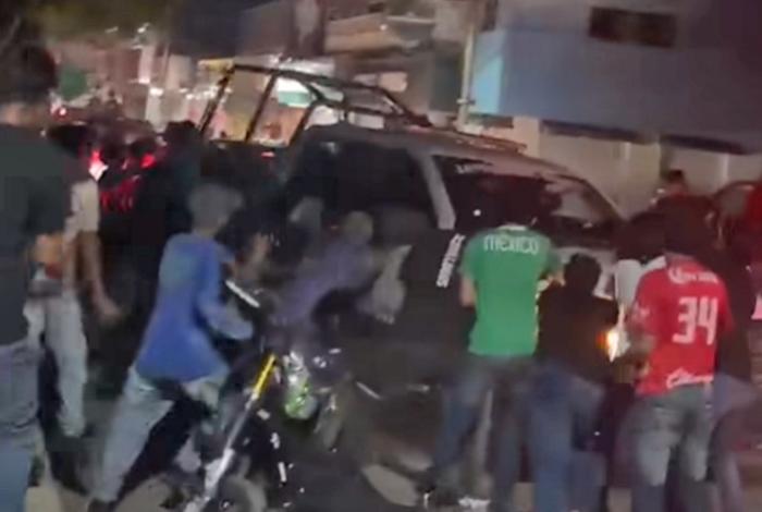 Suspenden a policía municipal de Apatzingán por disparar al aire durante festejos del Tri
