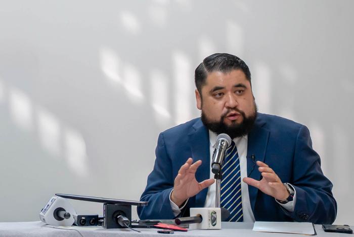 Suspendido, no sancionado, juez que liberó a los 11 policías de Ecuandureo