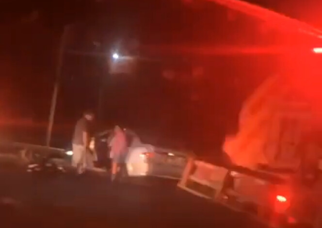 🚨🚔#Tarímbaro❗Chocan camioneta y auto sobre la carretera Morelia-Salamanca