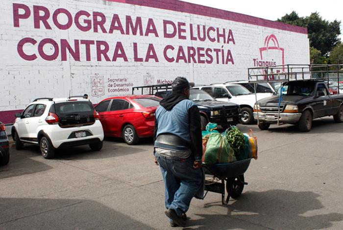 Tianguis de la Feria, la opción más económica para comprar la canasta básica