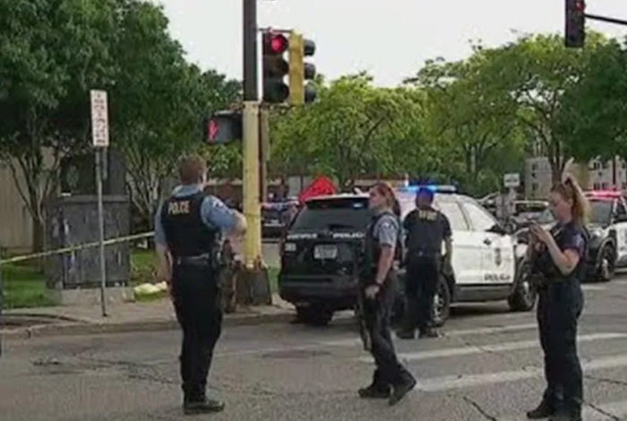 Tiroteo en escuela católica de Minneapolis deja dos niños muertos
