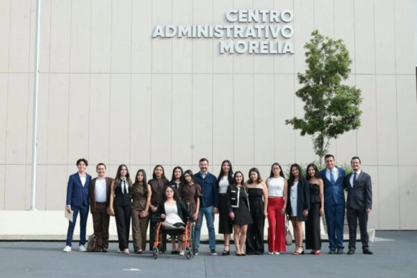 Toman protesta al Cabildo Juvenil de Morelia