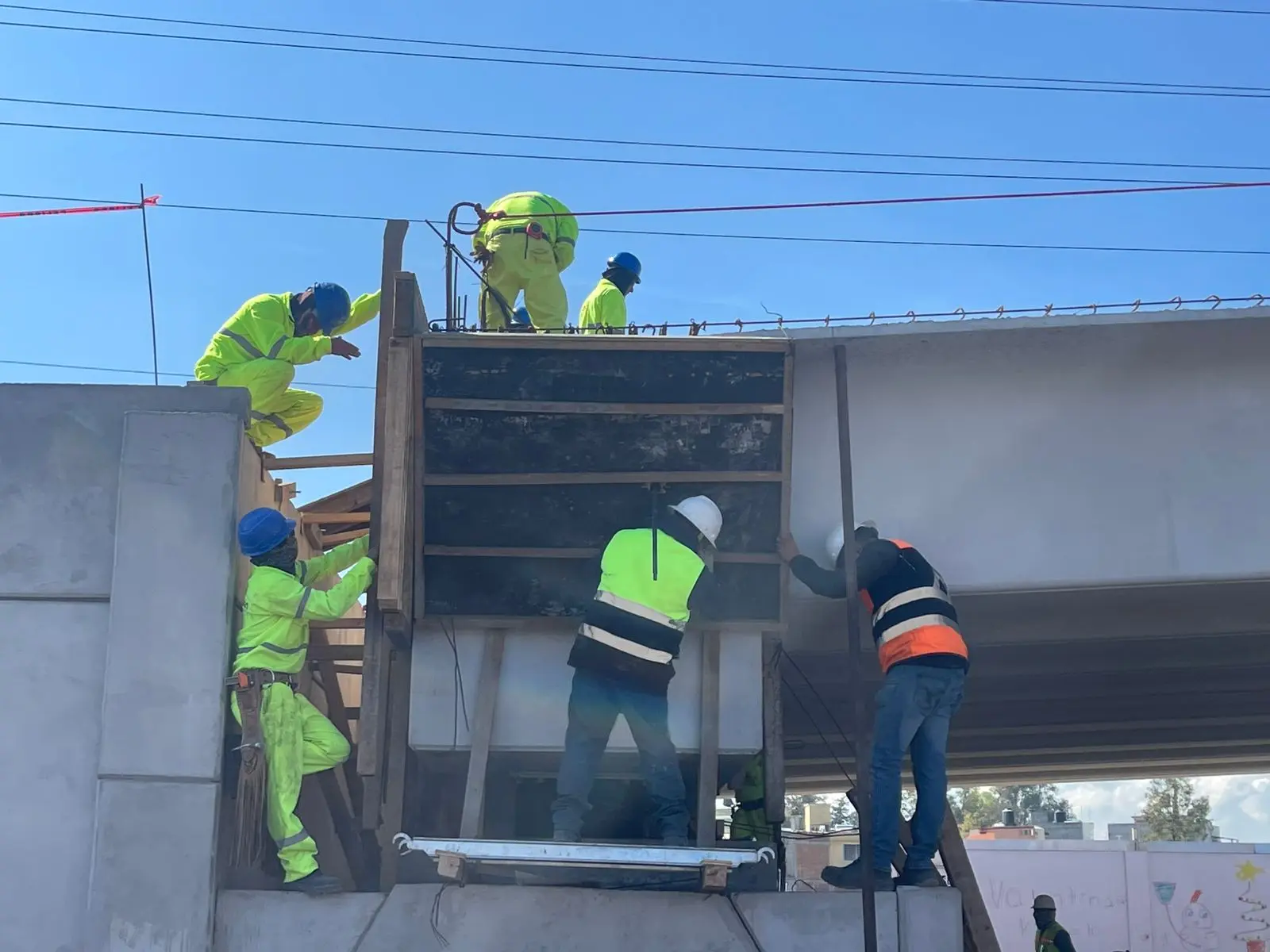 Tome sus precauciones porque habrá cierres viales