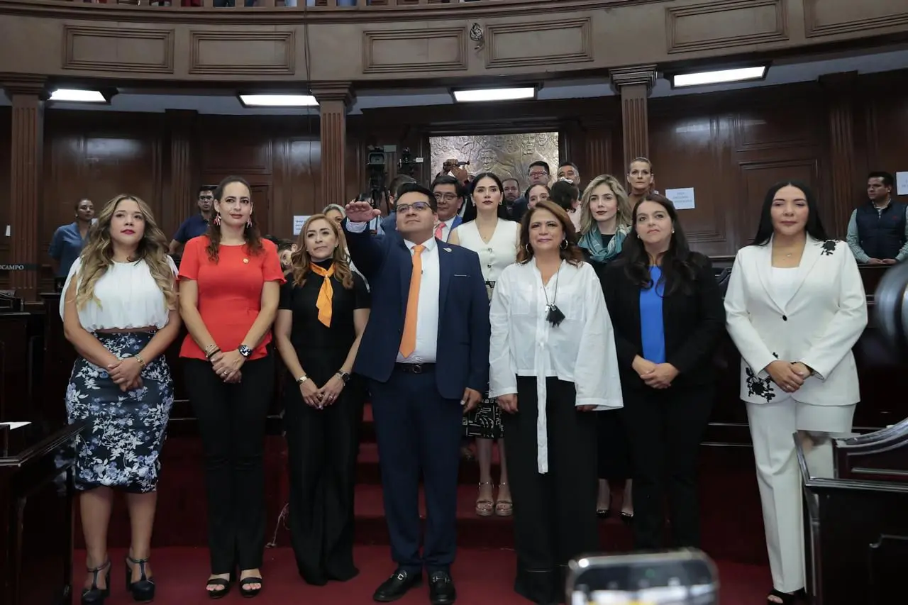 Toño Carreño Sosa rindió protesta como diputado de la LXXVI Legislatura