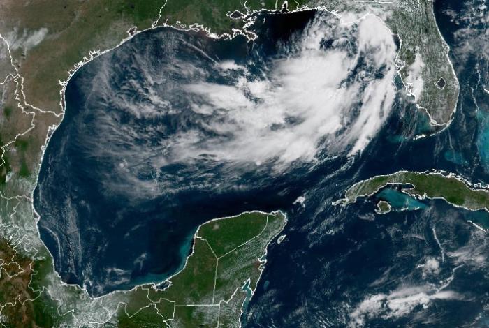 Tormenta Bertha amenaza el golfo de México con fuertes lluvias, vientos e inundaciones